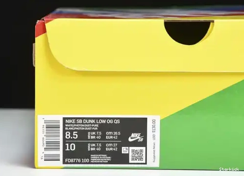 Low Family) and (Friends  Dunk FD8776-100 Nike White  Lobster SB 0704